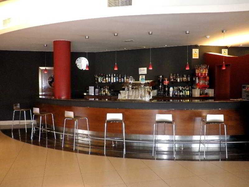 Hotel Vila De Muro Муро-де-Алькой Ресторан фото